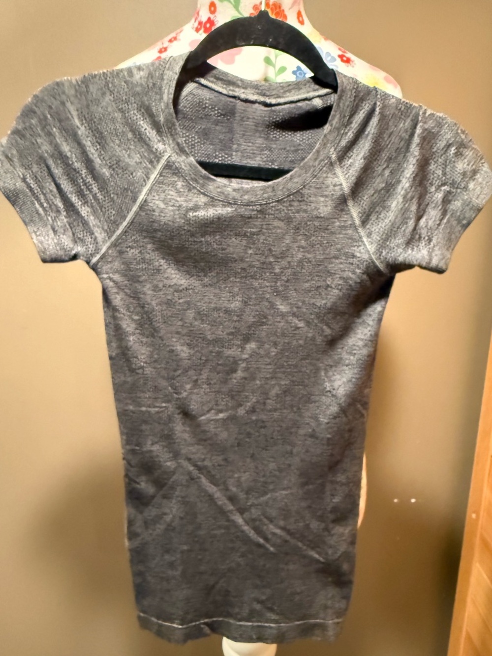 LuluLemon Swiftly Tech Short Sleeve Shirt 2.0